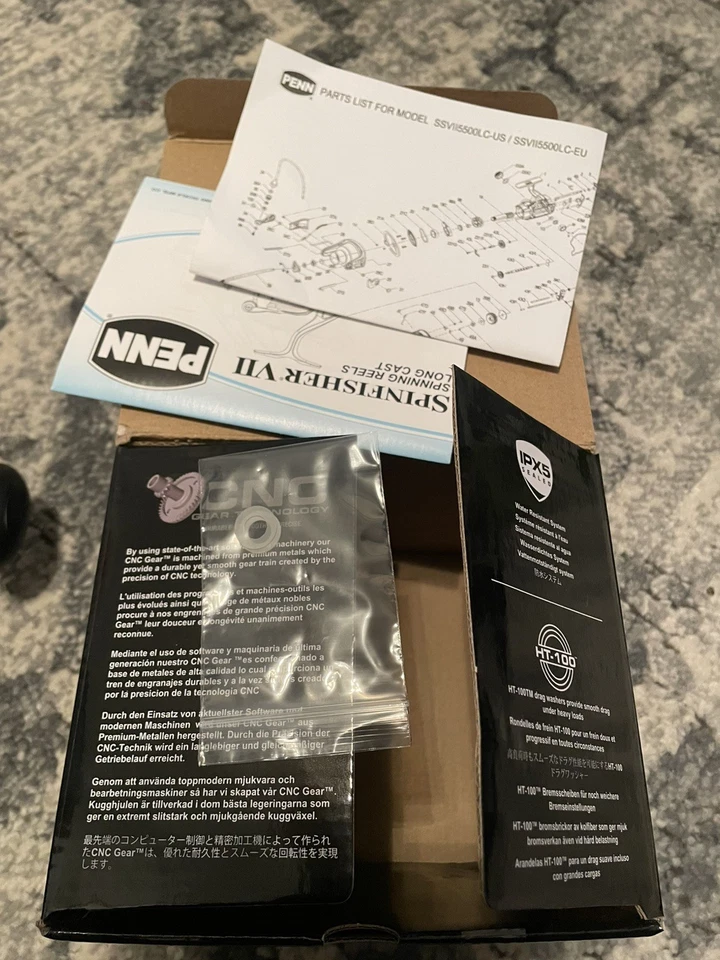 Carrete de pesca giratorio Penn Spinfisher SSVII SSV 5500 LC VII FUNDICIÓN LARGA - NUEVO EN CAJA Foto 2 de 4