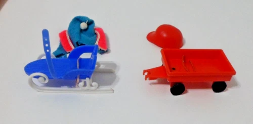 MATTEL LIDDLE KIDDLES FREEZY SLIDDLE SLED & HAT BIFF CAP & WAGON 1960'S