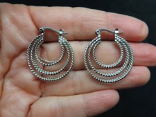 Vintage 1970's Ribbed Silver Tone Hoop Pierced Earrings