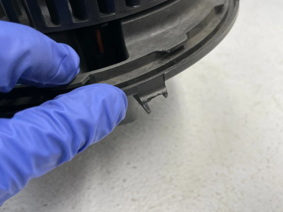 08 09 10 BMW 135i E82 HVAC aquecedor ventilador motor 1543 fabricante de equipamento original - Imagem 4 de 4