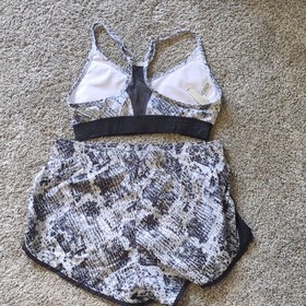 PINK Victoria's Secret Ultimate 2pc Snake Skin Racerback Bra & Shorts M