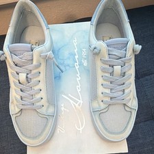 Vintage Havana Women s US 7 Sky Blue Leather Low Top Lace-Up Sneakers