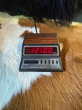 Vintage Spartus Digital Alarm Clock Model 1104 Battery Backup Red Display Tested