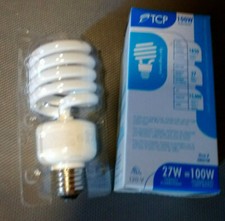 TCP 27W Compact Fluorescent Light Bulb 1850 Lumens E26 Med Base 28027M