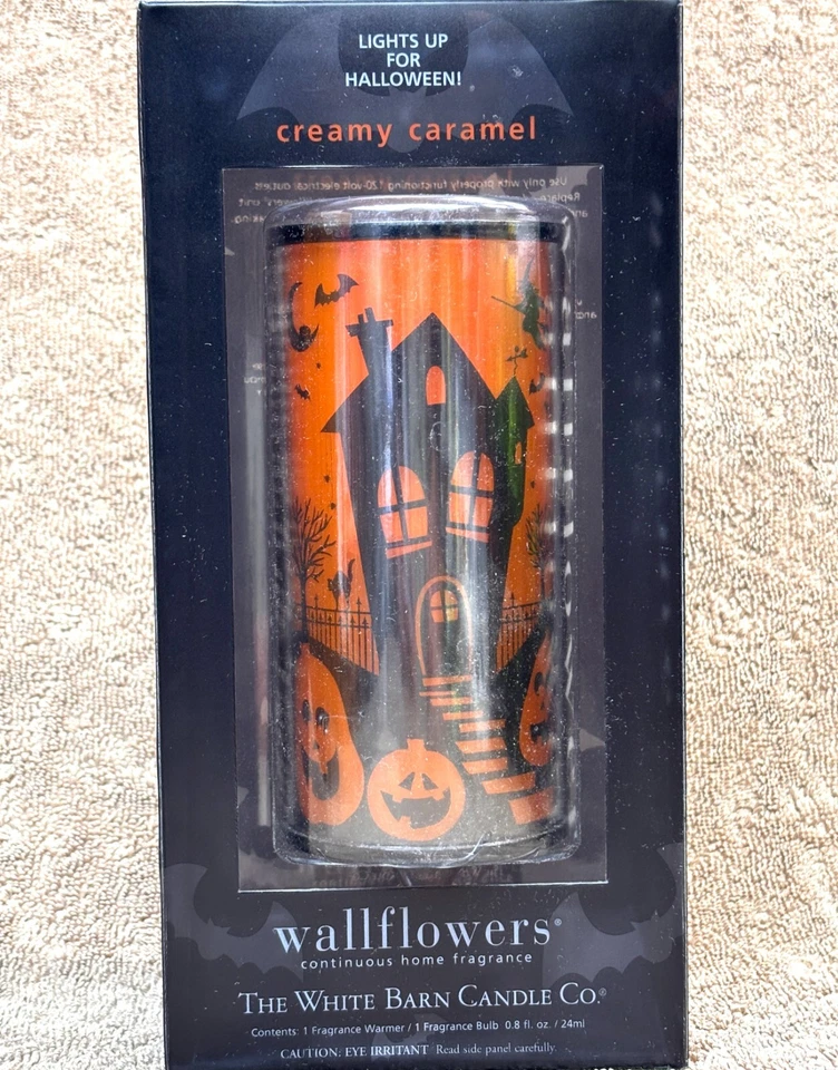 Halloween Haunted House Scene Light-Up Wallflower Diffuser - Image 3 of 4