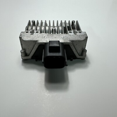 2010 - 2015 Jaguar XJL 3.0l Fuel Pump Control Module OEM 7W83