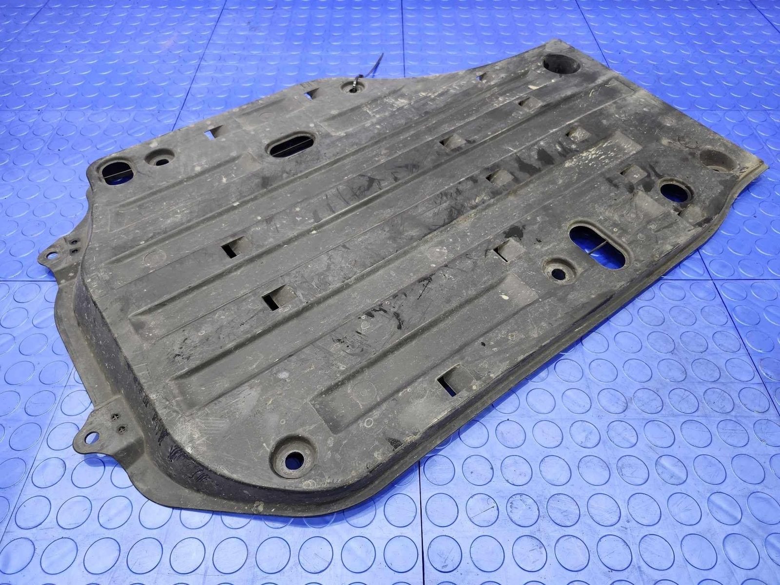 13-22 Acura ILX Fuel Tank Gas Tank Skid Plate Cover Genuine OEM 74626-TR2-A00