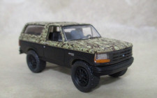 Greenlight  1996 Ford Bronco Camouflage  1:64 Diecast w/Rubber Tires