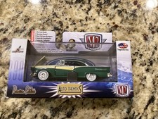 164 M2 Premium Edition 1957 Ford Fairlane 500 - R35 - Auto-thentics