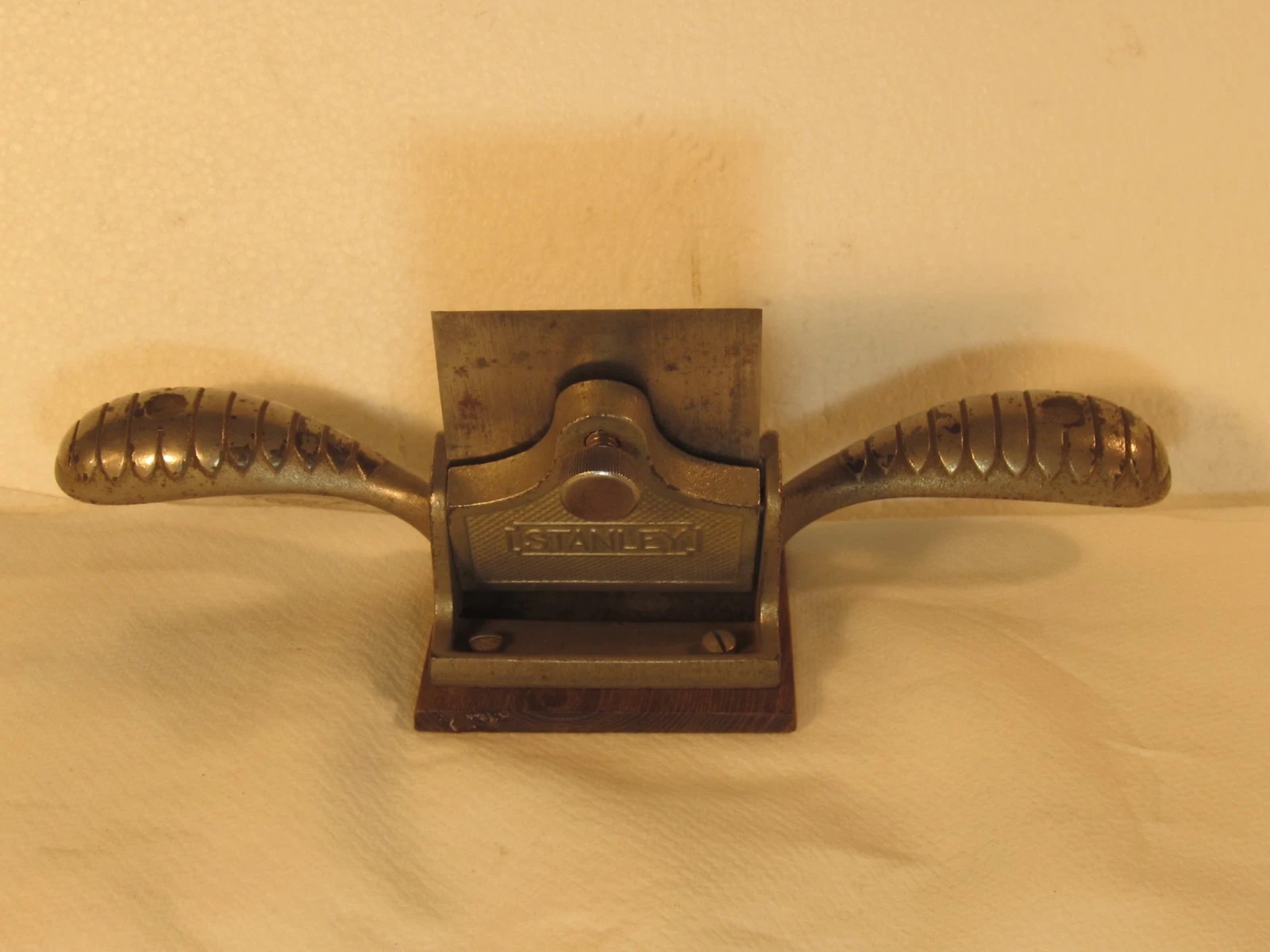 STANLEY NO. 81 SCRAPER WITH ORG. NICKEL FINISH, FITTED WITH H. DISTON BLADE