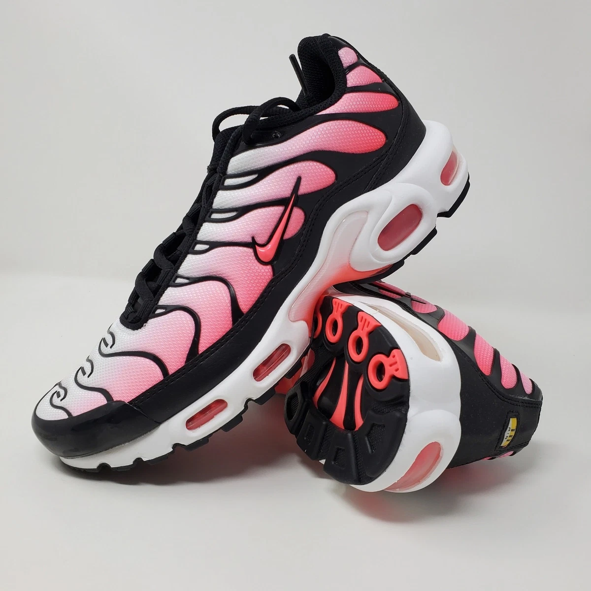 Nike Air Max Plus Black Hot Punch W for sale | eBay
