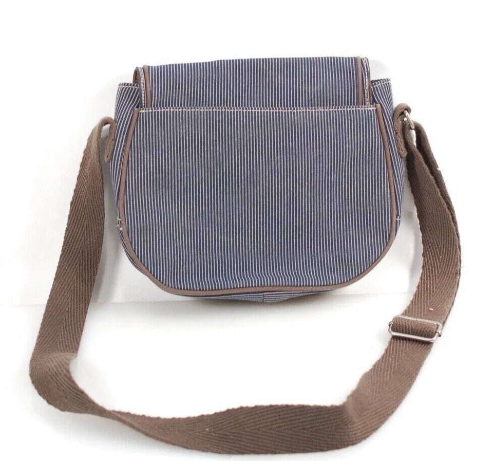 Thirty one Bolso de Mano Hobo Denim a Rayas de Nogal Blanco Denim Usado en Excelente Condición Foto 2 de 4