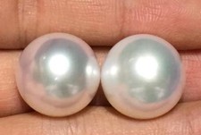 Pair of 10-11mm natural south sea white round loose pearl undrilled