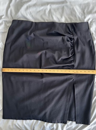 Torrid Women’s Skirt Size 3X - Black Side Slit & Ruched - Picture 7 of 13