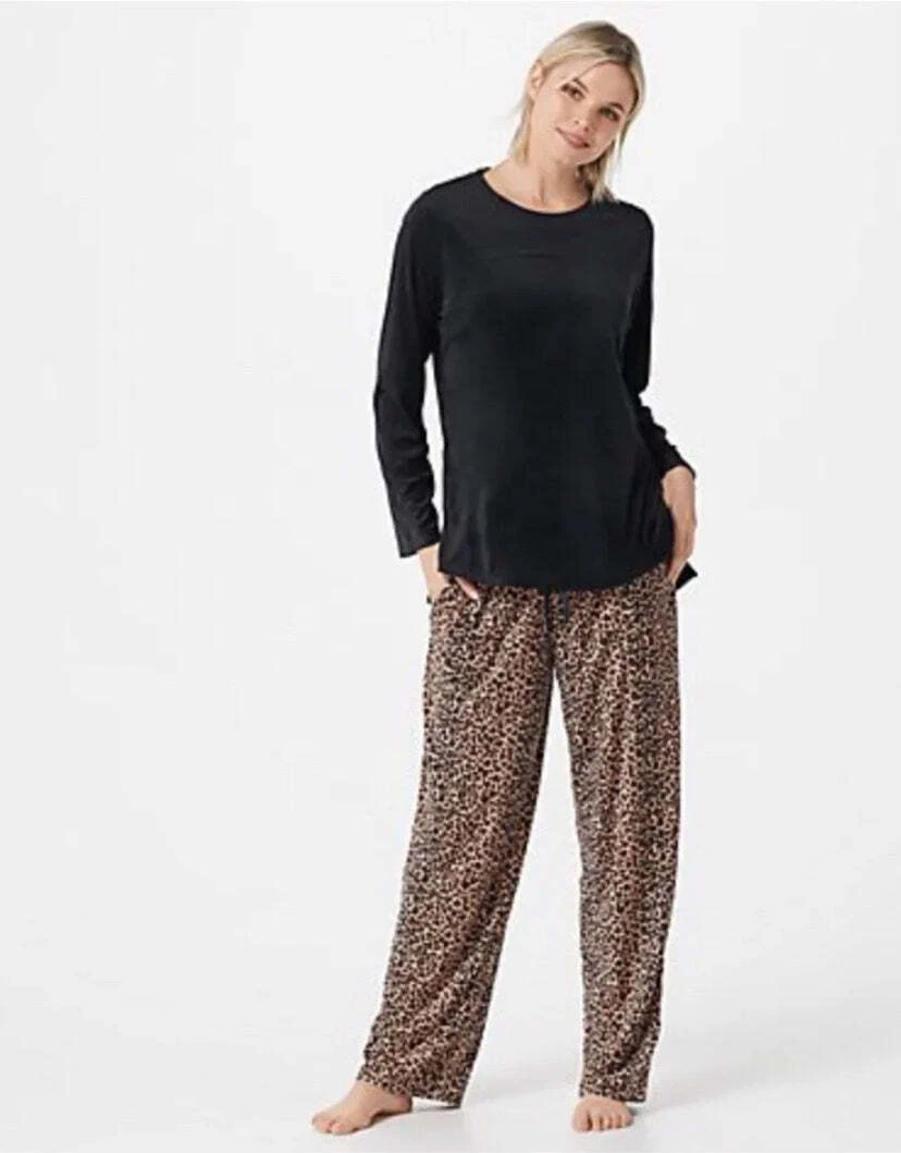 Carole Hochman Women s Petite Silky Velour Fleece Crew Neck