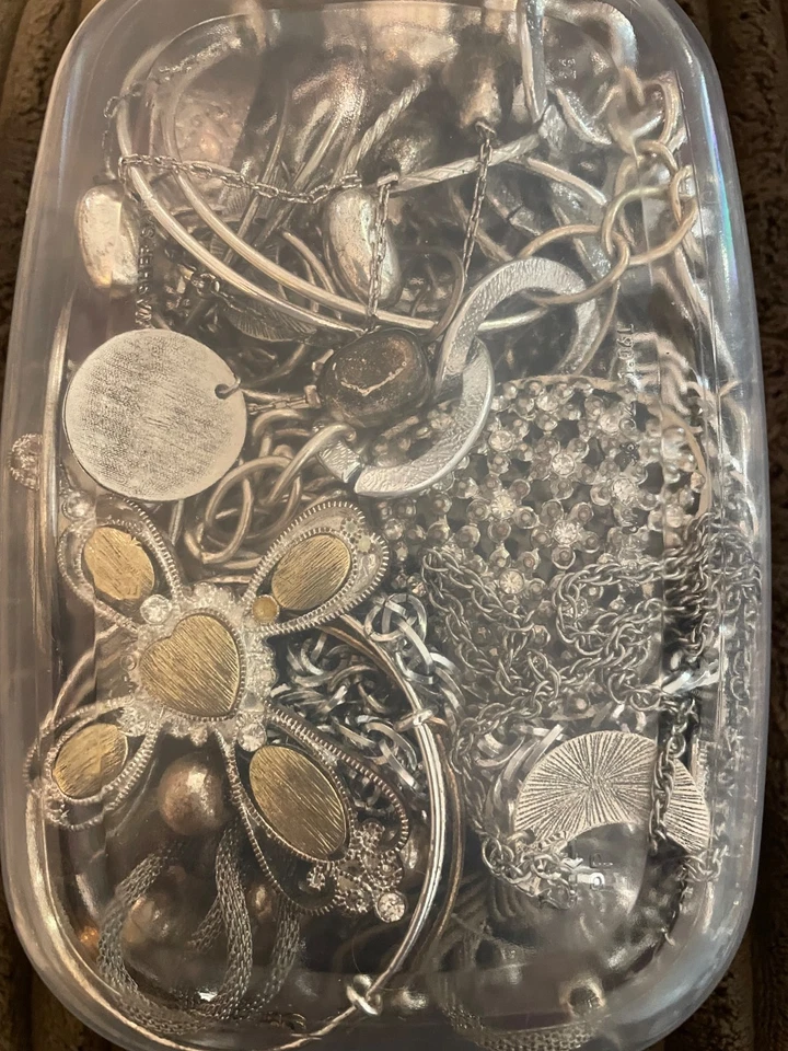 Mystery Schmuckkästchen silberfarben Modeschmuck tragbar Halskette Ohrring 2,2 Pfund - Bild 2 von 4