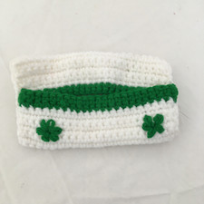 Vintage hand knitted travel tissue holder white with green trim clovers