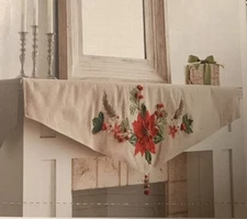 Pier 1 Imports Embroidered Appliqué Poinsettia Mantel Mantle Scarf Beaded Tassel