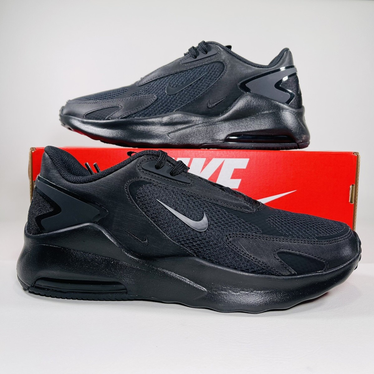 nike air max black man