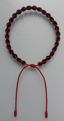 Nueva Pulsera Para El Mal De Ojo Hecha A Mano Rojo & Negro. Para adulto.