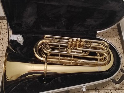 Bb Tuba Andreas Eastman EBB 324