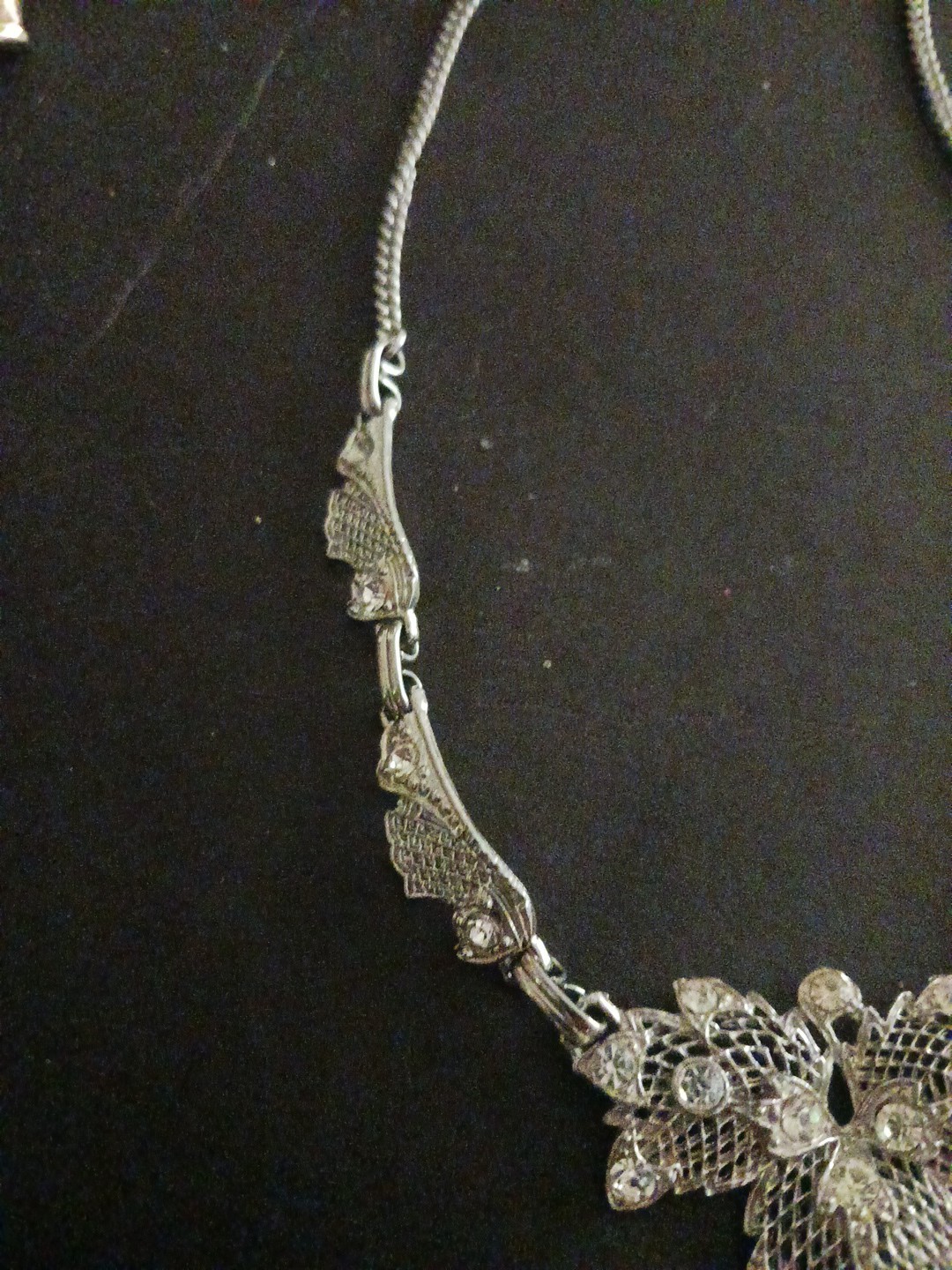 Picture 4 of 8