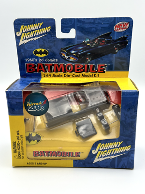 JOHNNY LIGHTNING BATMAN BATMOBILE DIECAST MODEL KIT, 1960'S DC
