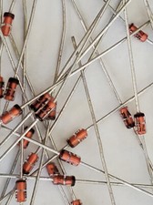 20pcs 1N752A Zener Diode 500mW 5.6V Axial DO-35 Glass Case