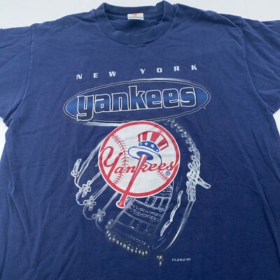 vintage 90s NEW YORK YANKEES T-Shirt MEDIUM/LARGE
