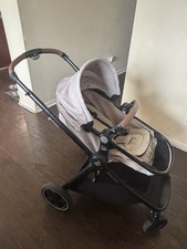 Maxi-Cosi Zelia Luxe Travel stroller 2 in 1-Hope Tan-used Excellent condition