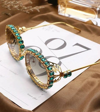 Luxury Emerald Stone Fashion Sunglasses Custom Designer Metal Silver Gold Color.