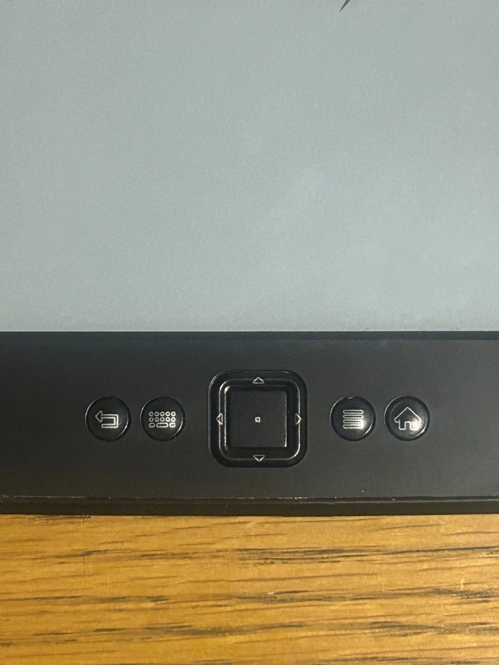 Amazon Kindle 4th Generation 2GB Wi-Fi 6 inch eBook Reader Black (model D01100) - Image 2 of 4