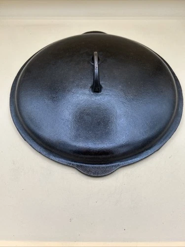Vintage Griswold # 12 Cast Iron lid with smooth top. Large block  badge LID ONLY