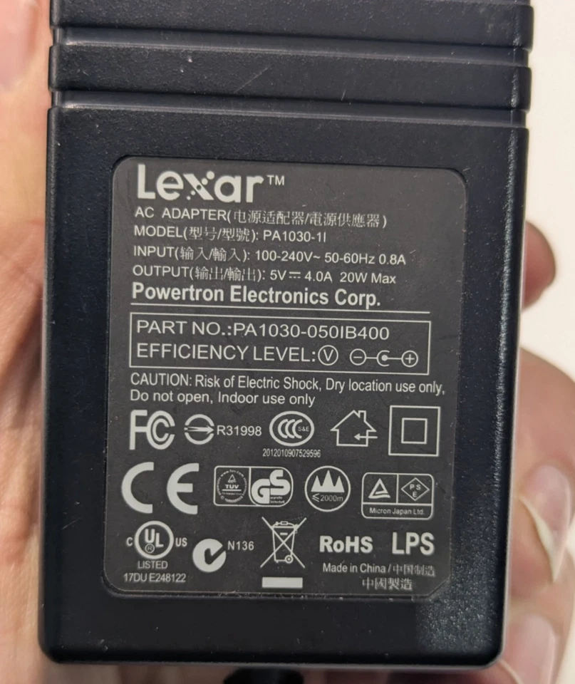 Lexar Professional Workflow HR1 Black Four-Bay USB 3.0 Reader Hub WITH 3 READERS - Image 4 of 4