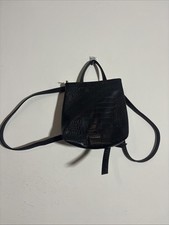 EUC WOMEN  S TED BAKER LONDON BACKPACK PURSE CARRY BLACK CROCODILE POLY STRAPS EU