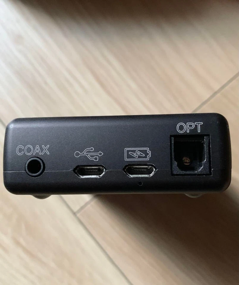 CHORD Electronics Portable Headphone Amplifier MOJO BLK  USED - Image 3 of 4