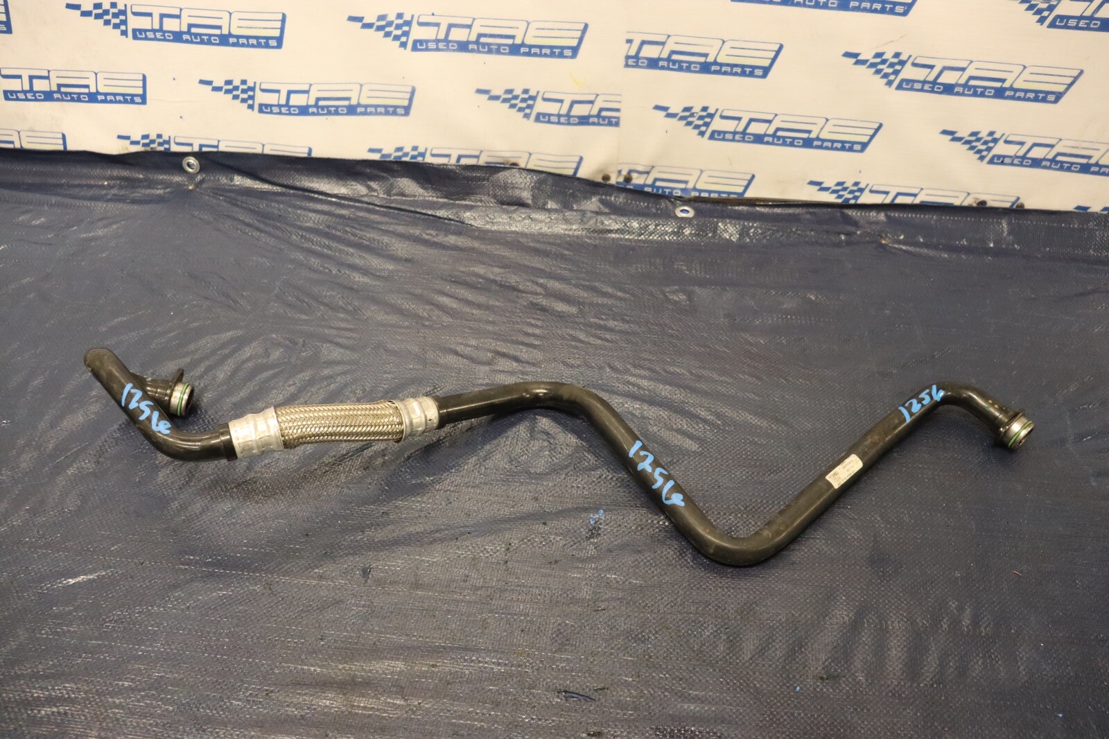 2012 AUDI R8 5.2 QUATTRO SPYDER V10 OEM INLET OIL COOLER LINE #1256