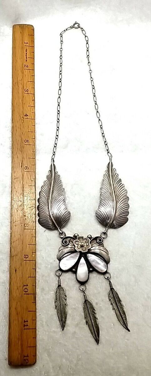 Navajo Sterling Silver Mother Of Pearl 22 Navajo Sterling Silver Mother Of Pearl 22