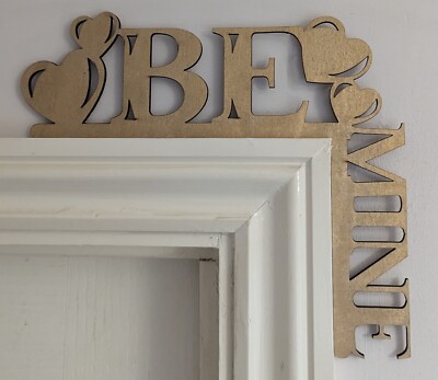 Valentinstag Tür Eckrahmen Dekoration ''''Be Mine'''' mit Liebe Herzen Geschenk Holz