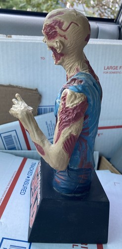 The Walking Dead ZOMBIE Bank 2013 Diamond Select 9”H - Picture 2 of 8