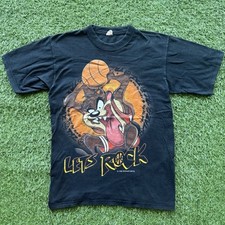 Vintage 90  s Rare Basketball Taz AOP Looney Tunes Graphic T-shirt