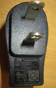 Chargeur Mural ZTE STC-A22O501700USBA-Z Adaptateur Secteur 5.0V 700mA - Occasion