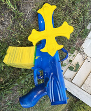 Blue Yellow Plastic Toy Machine Gun Prop w/ Cross-Shaped Accessory