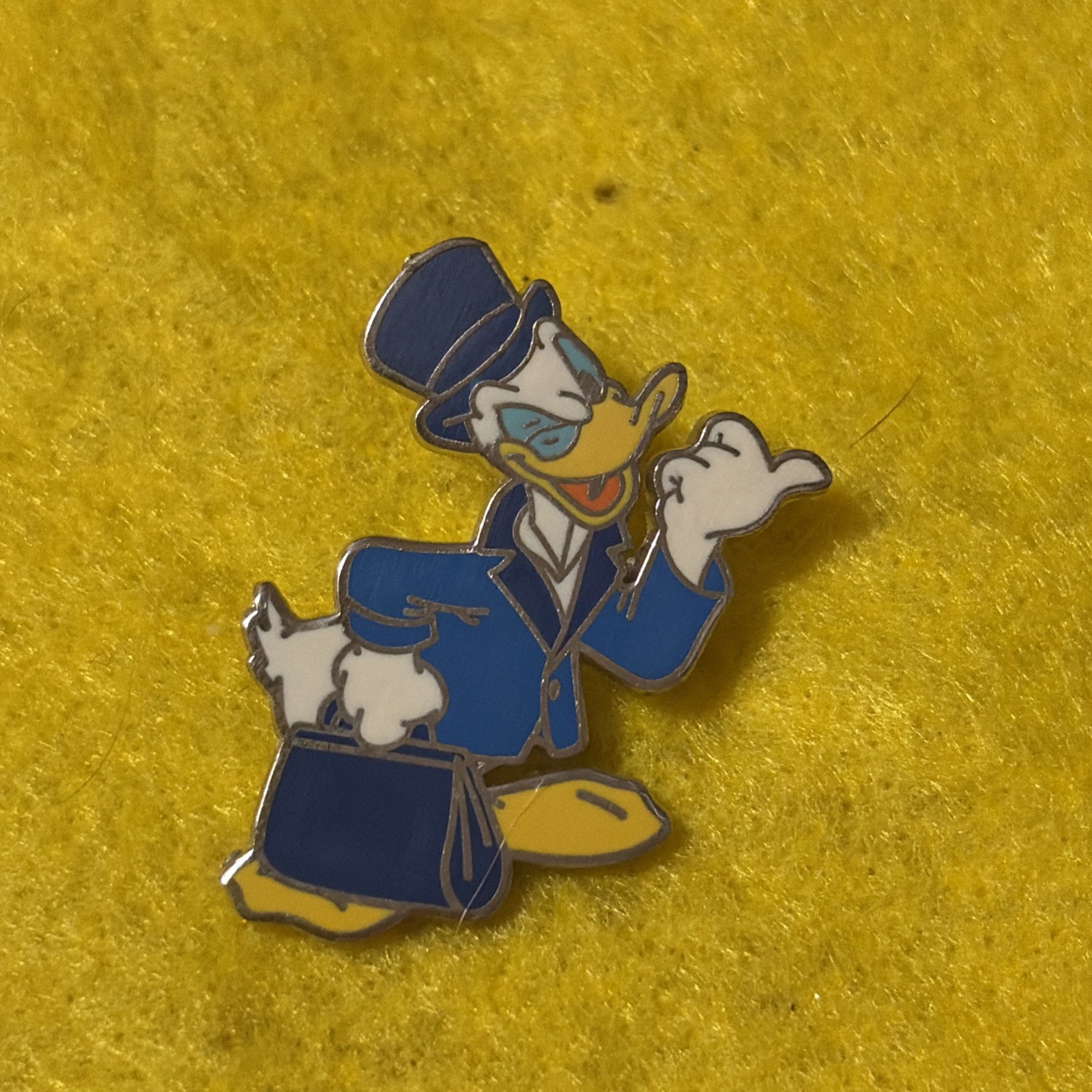 Disney Haunted Mansion Donald Pin 