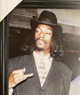 New Textured Black Framed SNOOP DOGG, TUPAC 2PAC 27x39 New Textured Black Framed SNOOP DOGG, TUPAC 2PAC 27x39