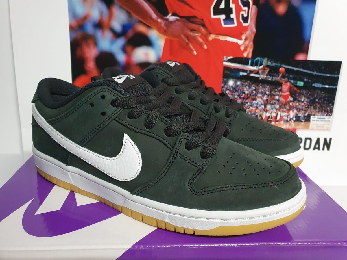 Nike SB DUNK LOW PRO Black Gum Men's UK 7 EUR 41 (CD2563 006) | eBay