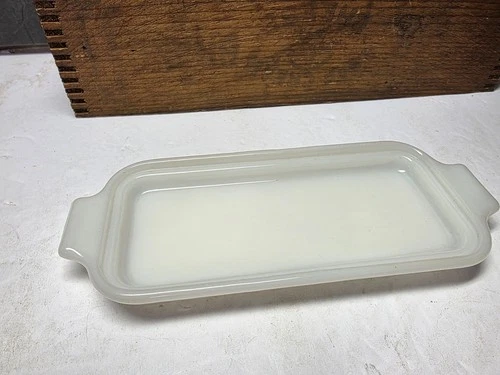 VINTAGE FIRE KING ANCHOR HOCKING RIBBED QUARTER POUND BUTTER DISH