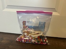 LEGO FRIENDS: Heartlake Cupcake Cafe (41119)