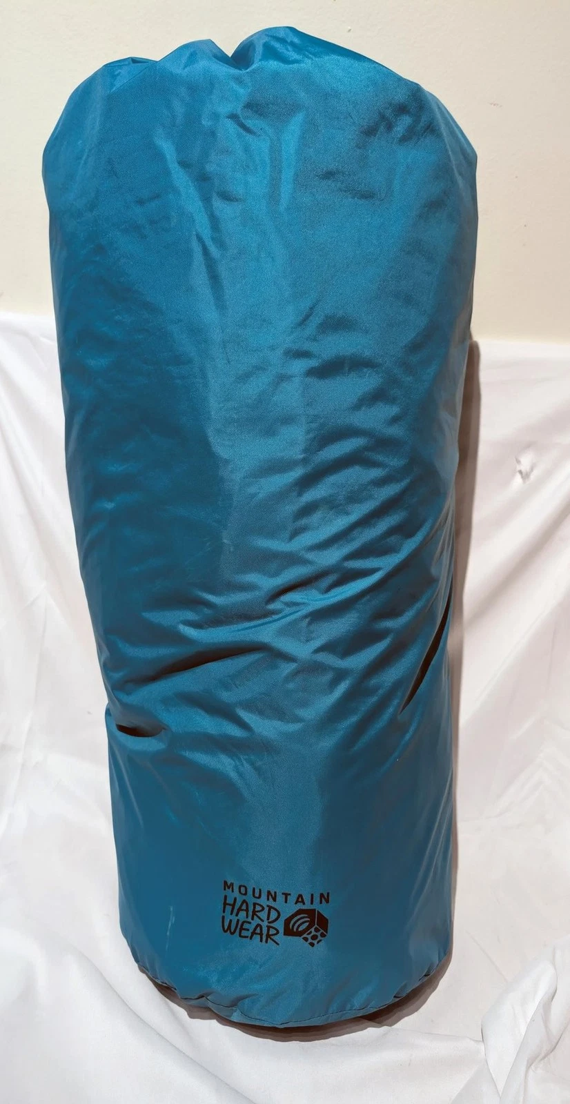 Mountain Hardwear Trango 4-Person Camping Tent Blue (57 Square Ft)