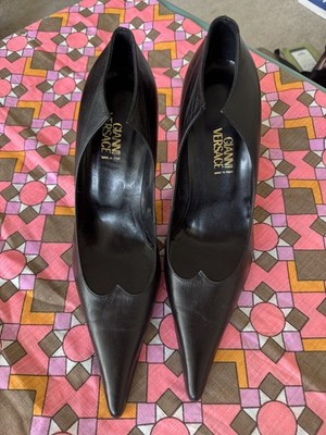 Vintage 90s GIANNI VERSACE Black Leather Heart Vamp Crystal Heel Pumps Medusa 40
